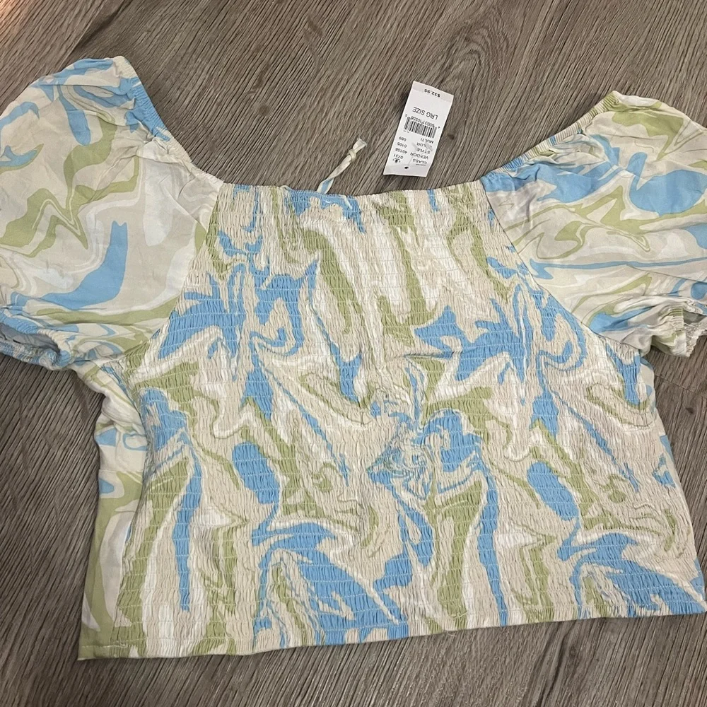 PacSun Top - Picture 2 of 4
